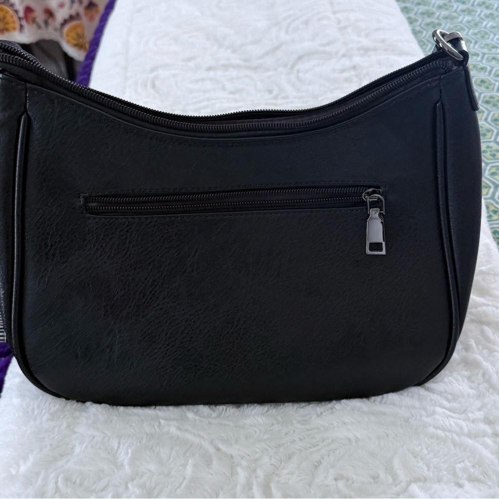 Sleek Black Crossbody Bag